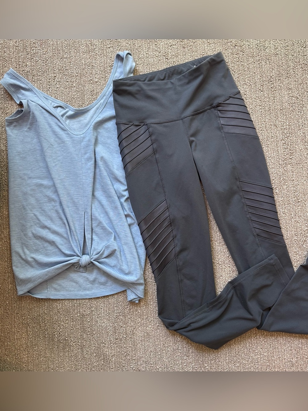 Workout Set Old Navy Leggings and Light Blue Tank both Small TALL